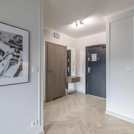 Blisko Starego Miasta Z Widokiem Na Motlawe *