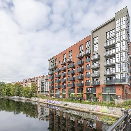 Blisko Starego Miasta Z Widokiem Na Motlawe